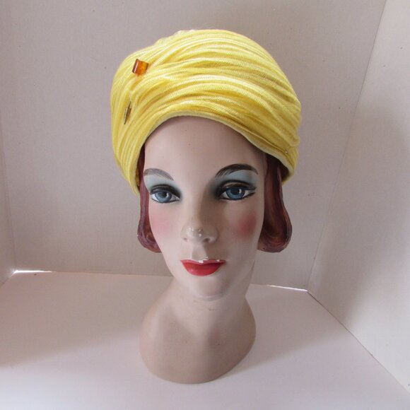 Vintage 1960 Era Bubble Hat Lemon Yellow main image 5